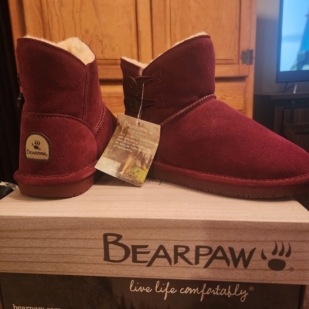 BEARPAW BOOTS